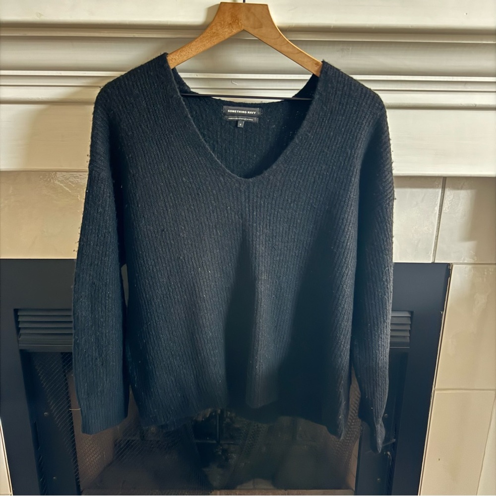 Something Navy Wool Blend Black Slouchy V Neck Sweater Size Small